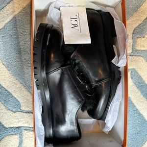 Real Rabbit Fur Black Leather Oxfords AGL